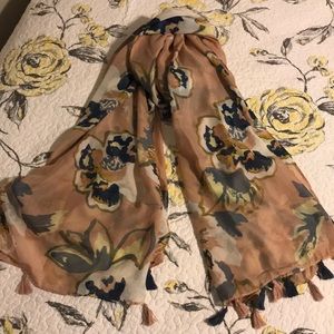NWT Lightweight Floral Scarf